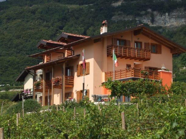 Hotel Agritur Le Pergole Villa Lagarina Exterior foto