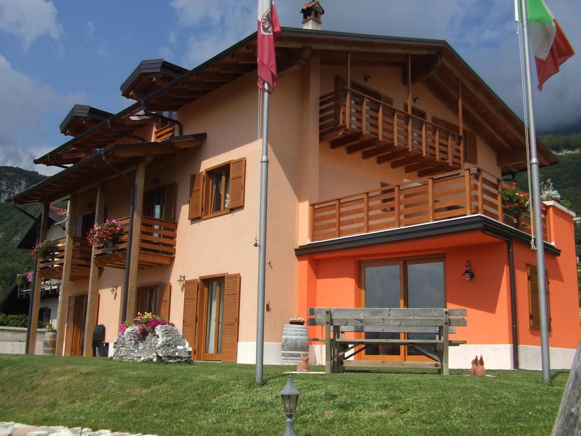 Hotel Agritur Le Pergole Villa Lagarina Exterior foto